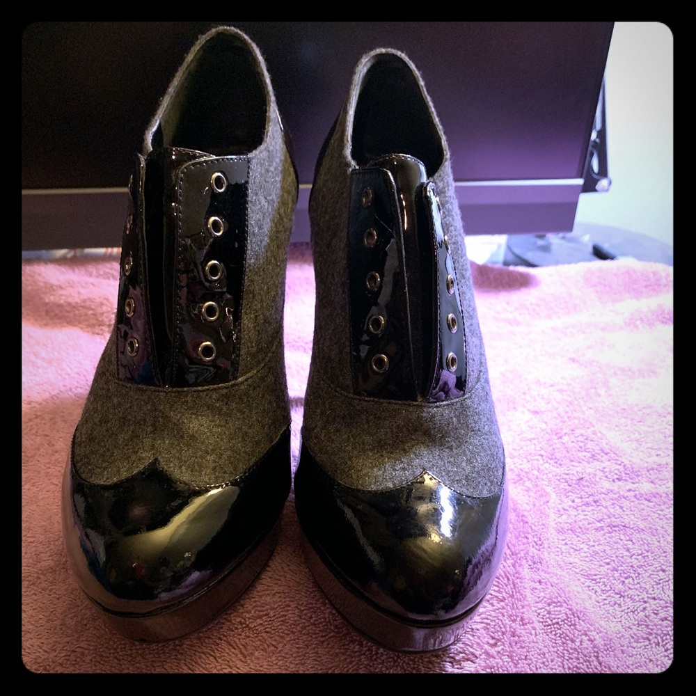 Don’t step on my shoes!!!!